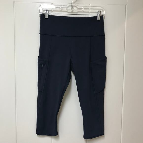 Athleta All In Crops Navy with Pockets S - Picture 2 of 7